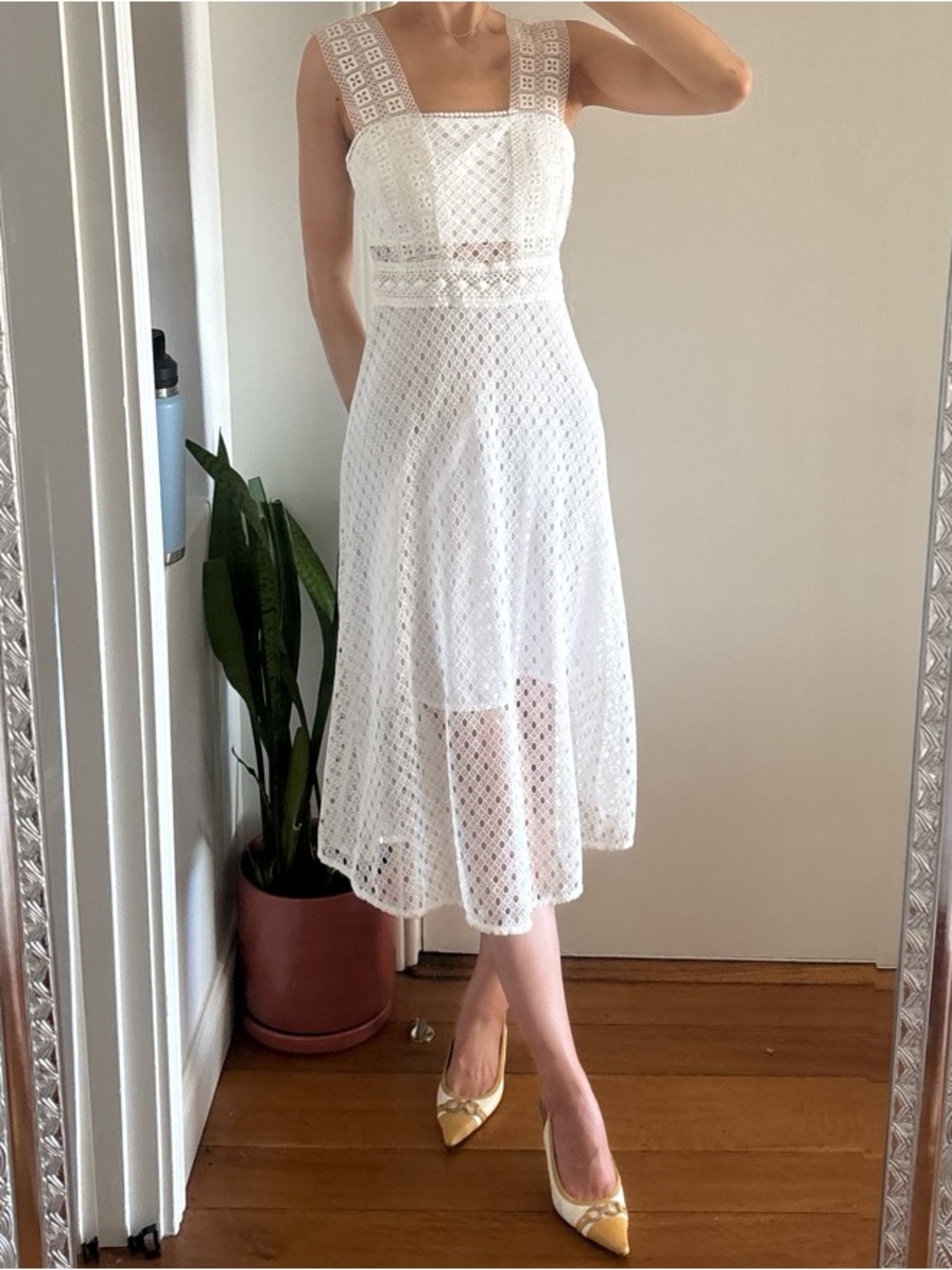 Sandro White Eyelet Lace Midi Dress size 8 originally 500 - Picture 3 of 3